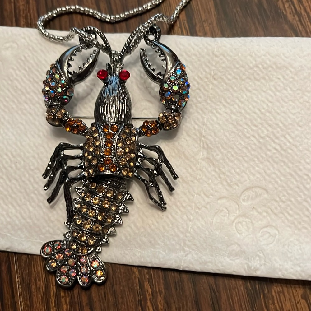 Betsey Johnson brooch/Pendant gorgeous sparkle
